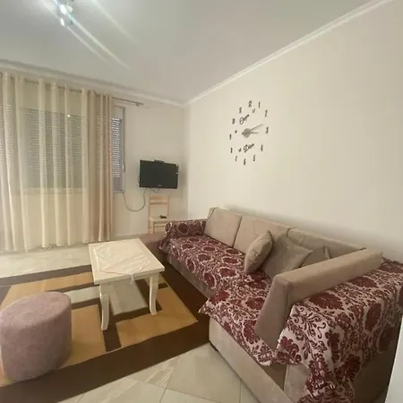 Melina House Apartmán *