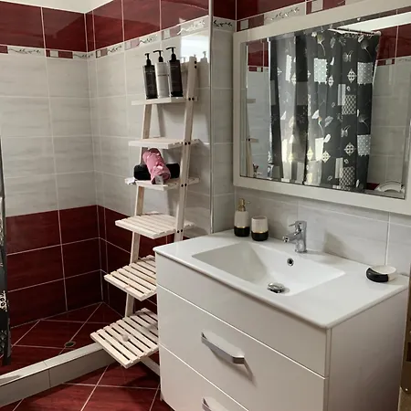 Apartmán Melina House *