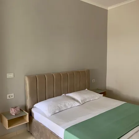 Melina House
